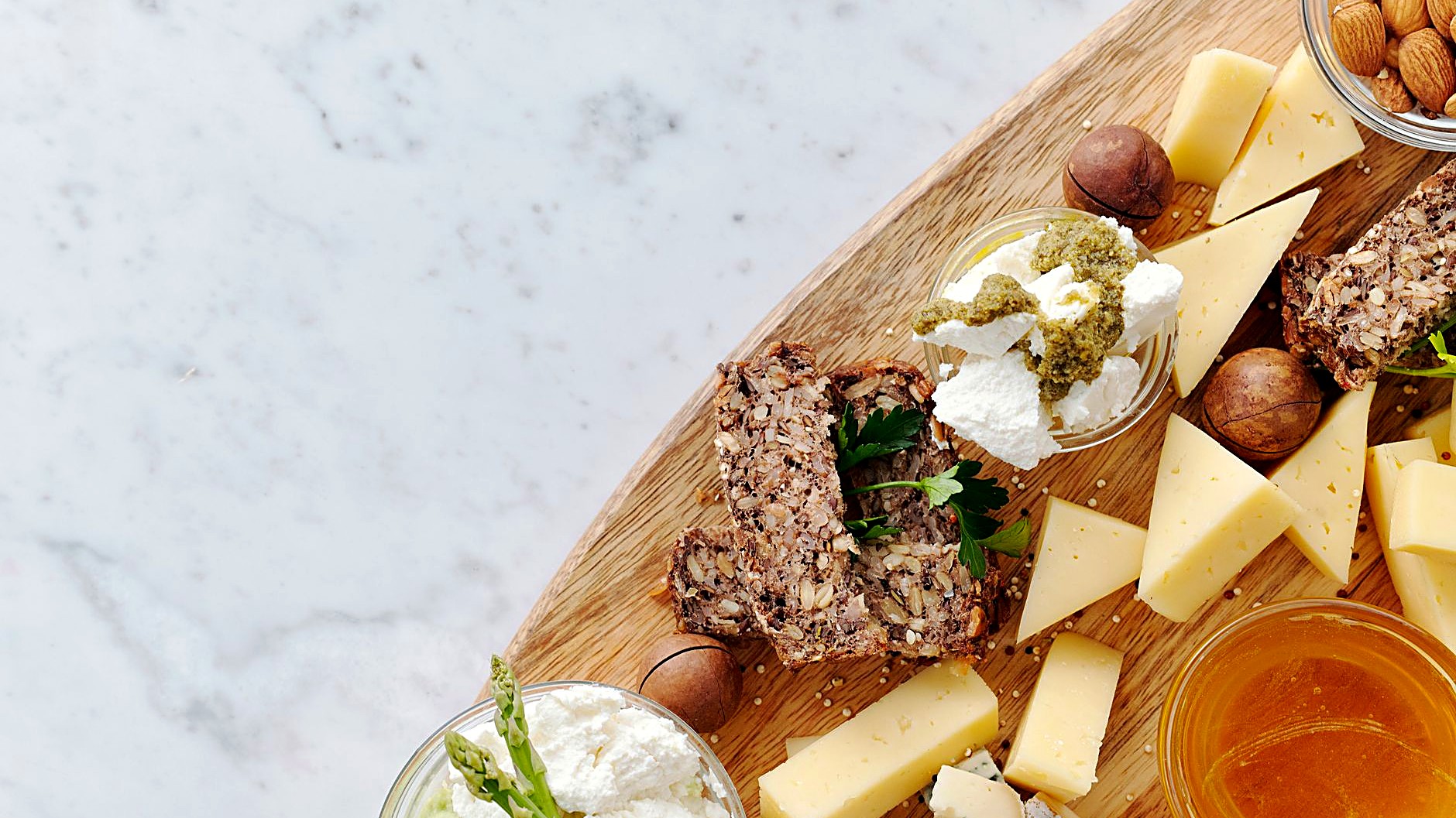 Descubre las principales diferencias entre la dieta keto estándar y la cíclica, sus ventajas, desventajas y cómo elegir…