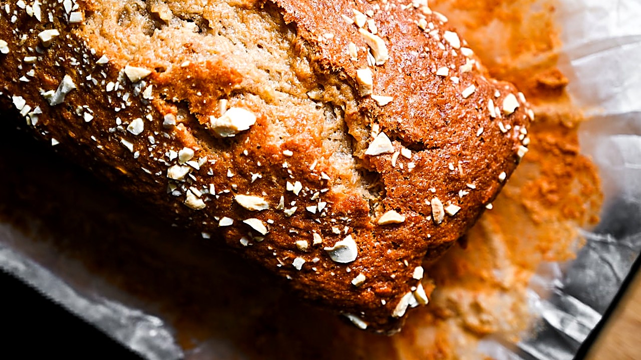 Descubre paso a paso la receta de pan keto sin harina más fácil para iniciarte en la cocina baja en carbohidratos, con…
