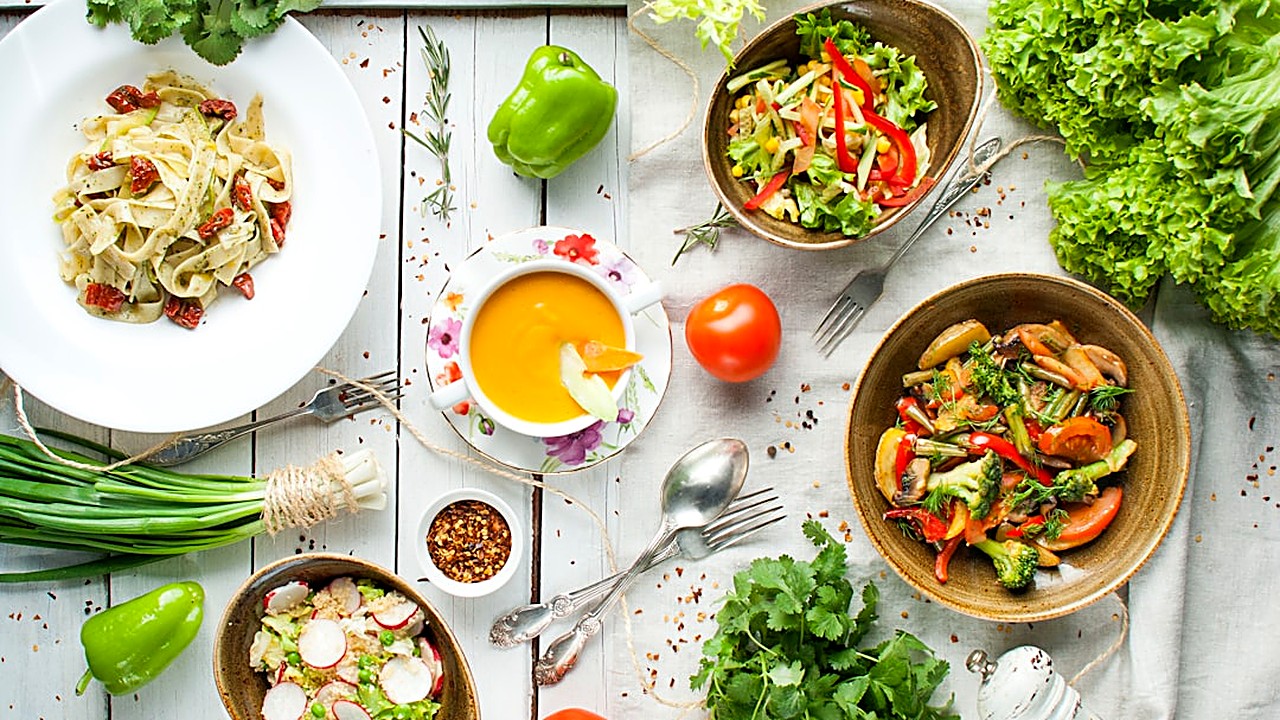 Chiles quemados, salsa sin freír, arroz pegajoso y tamales duros: 11 errores de la cocina tradicional mexicana…