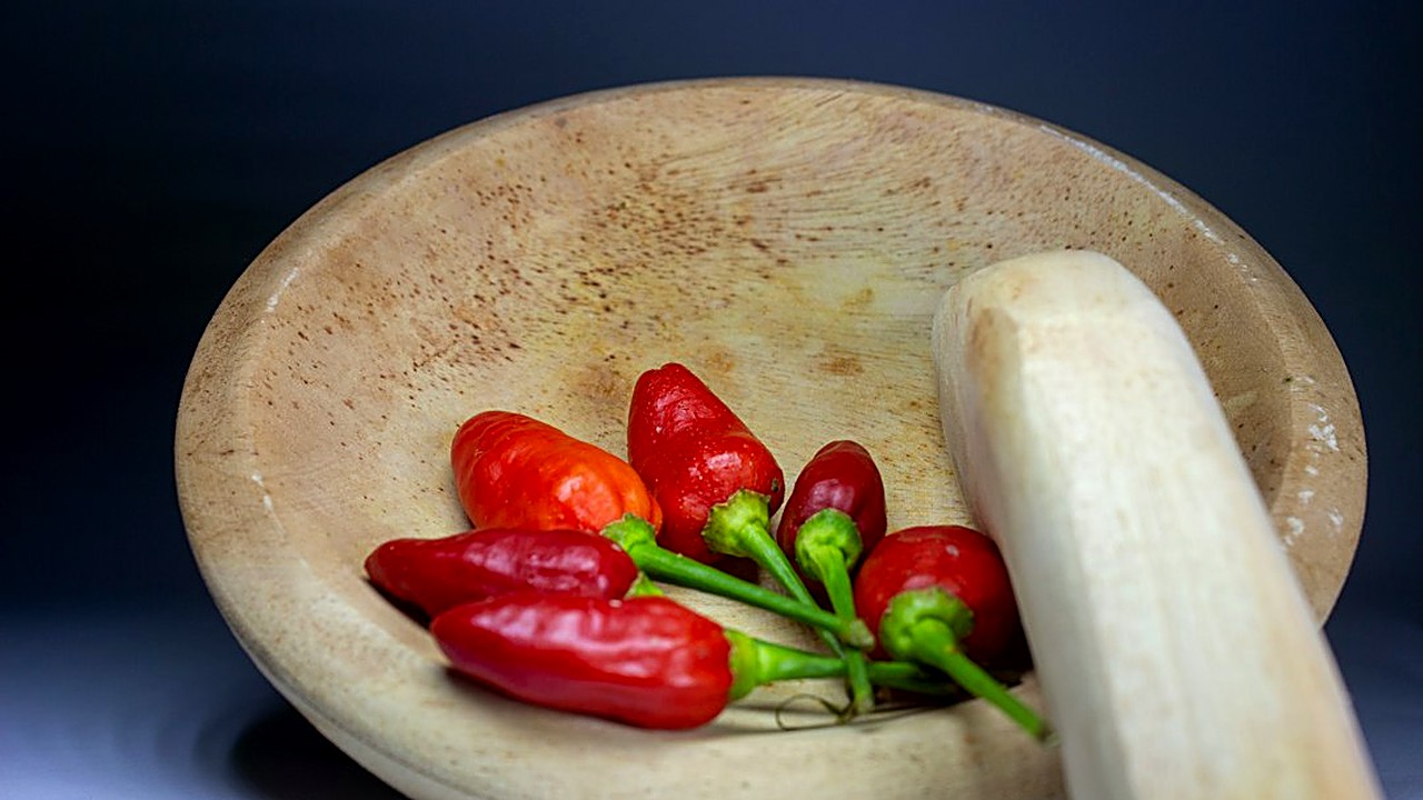 ¿El picor está en las semillas? ¿La sal endurece los frijoles? Descubre 9 mitos de la cocina tradicional mexicana y qué…