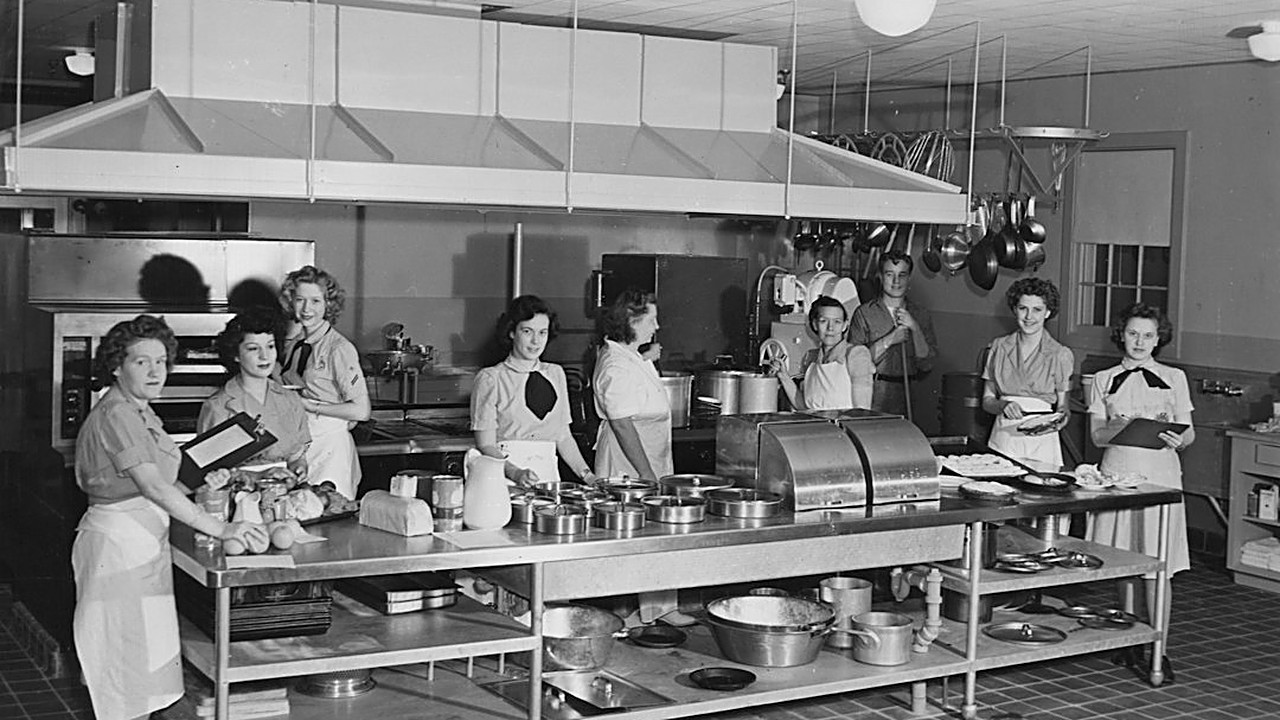 ¿La sal endurece los frijoles? ¿El hueso salva el guacamole? Descubre qué consejos de la cocina tradicional funcionan…