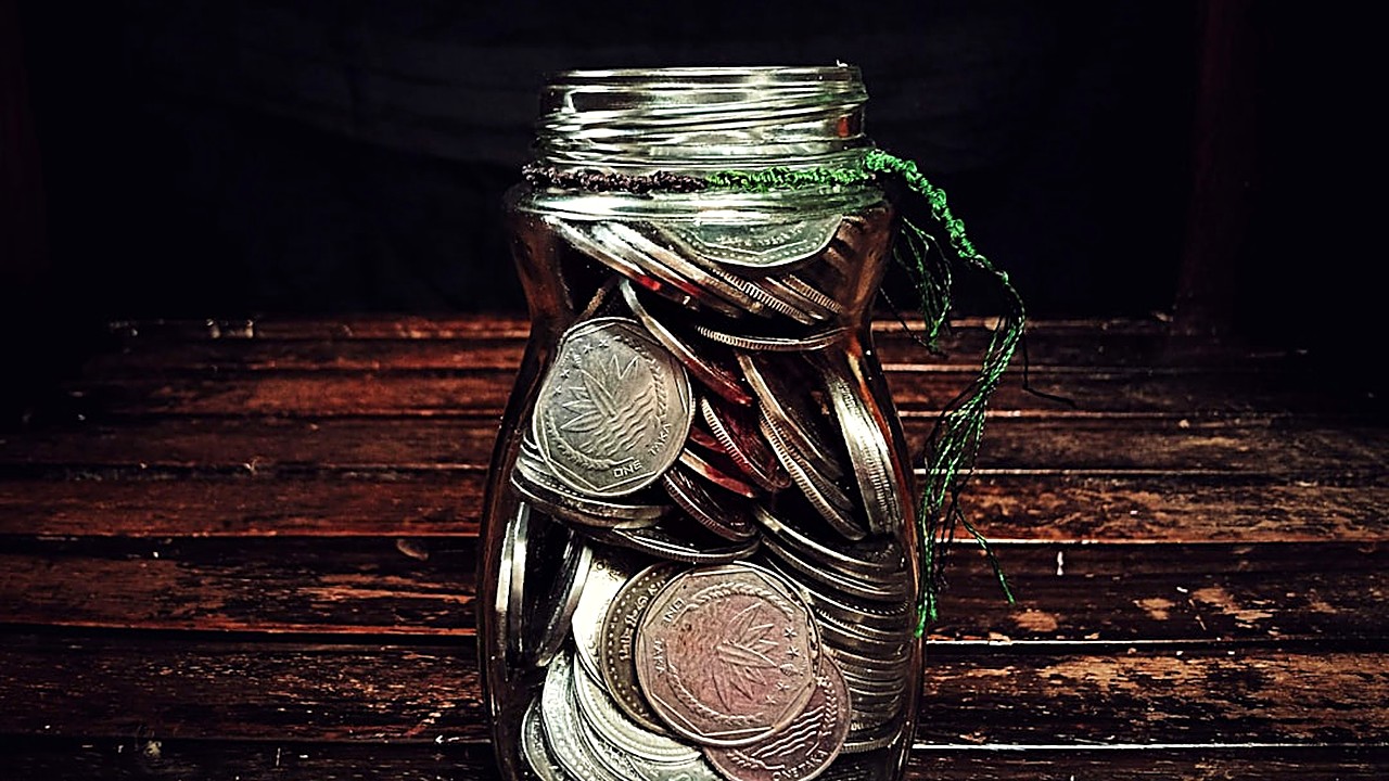 Learn how the 50/30/20 budgeting rule can help you slash unnecessary costs without sacrificing lifestyle. Practical…