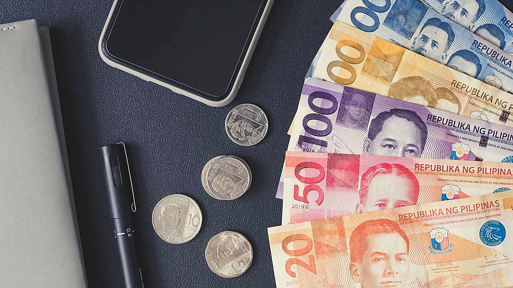 Learn practical steps to create a reliable financial safety net when you work gig‑based jobs, covering emergency funds…