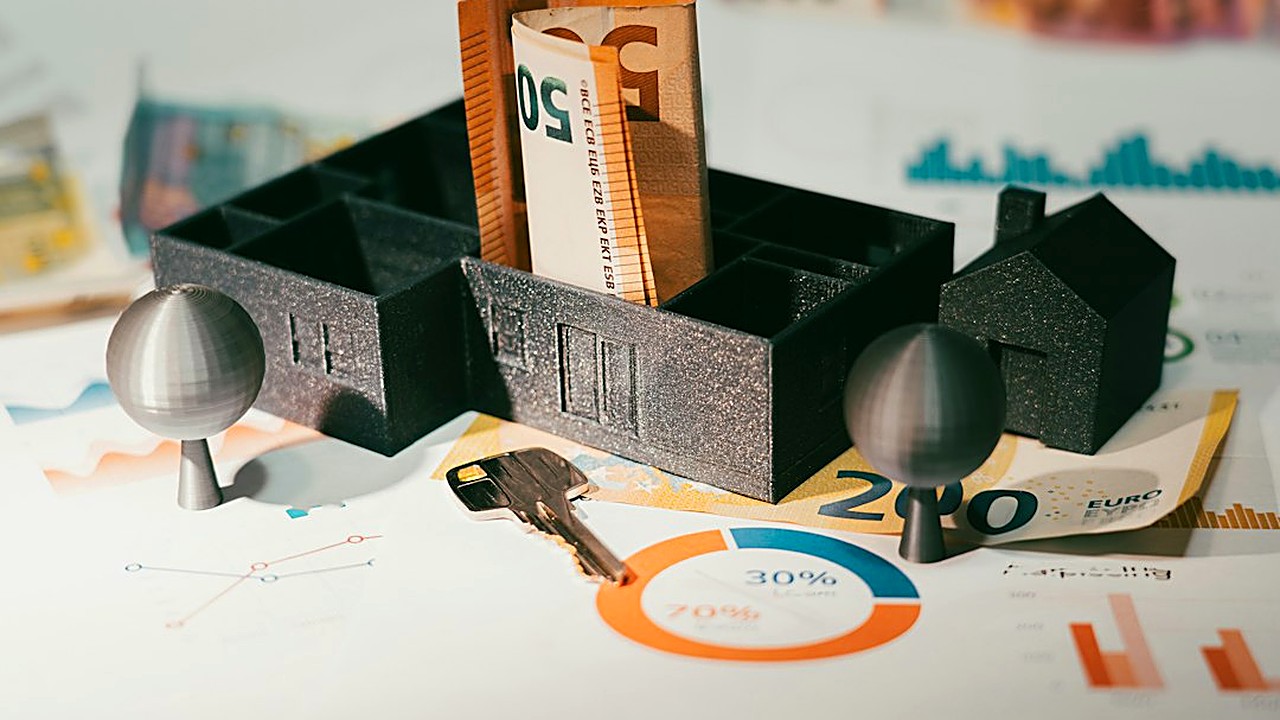 Paying 20%+ on cards while saving for a home? See the order that works, how to split each paycheck, and what lenders…