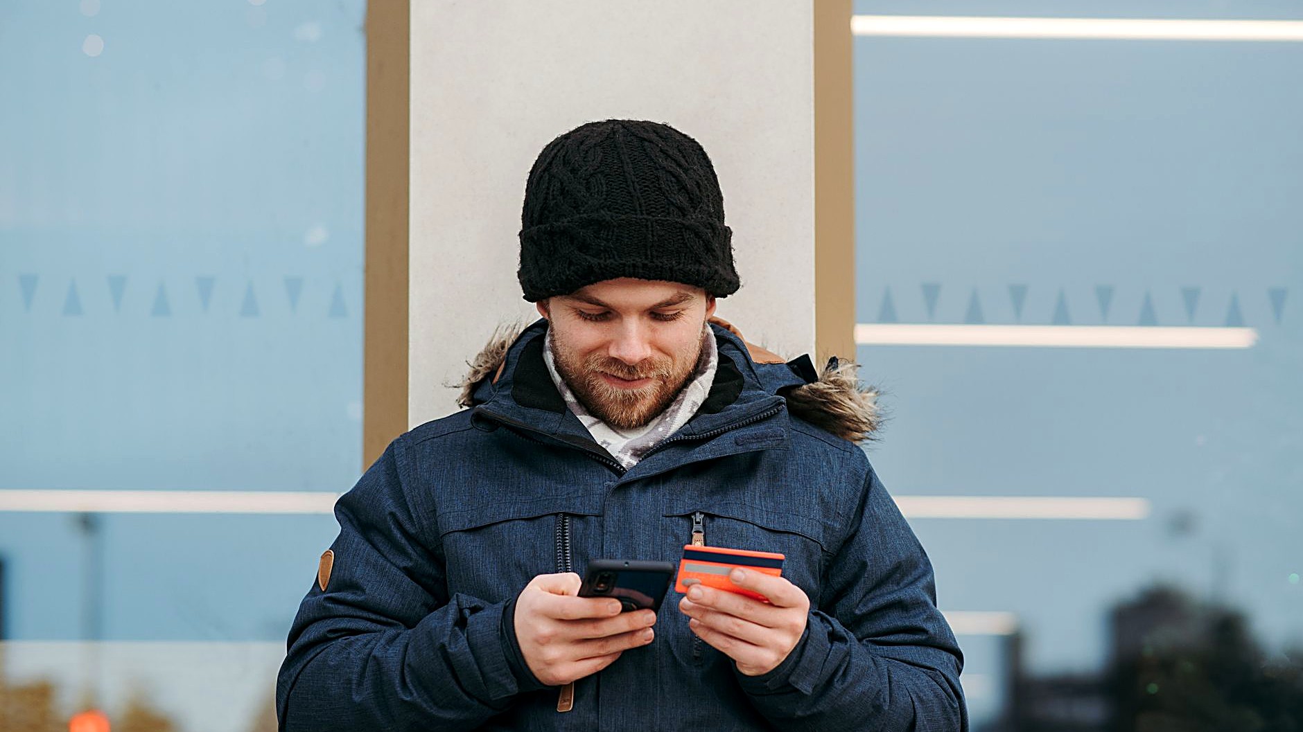 Does the snowball method work for credit card debt? See how it compares to avalanche, real examples, and when to use it.