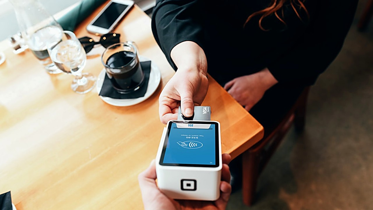 Explore how enrolling in a Debt Management Plan affects credit scores, from short‑term changes to long‑term recovery…