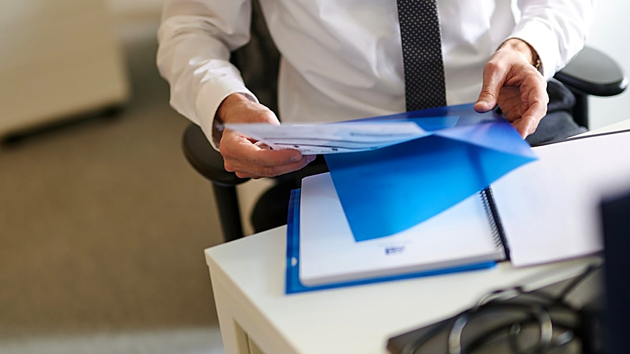 Learn the basics of insurance, from policy components to premium calculations and the claims process, in a clear…