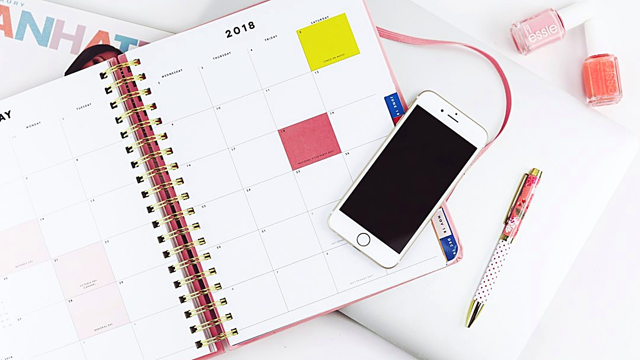 Before you pick an app or a rule, check 7 things: real take-home pay, fixed bills, hidden subscriptions, debt…