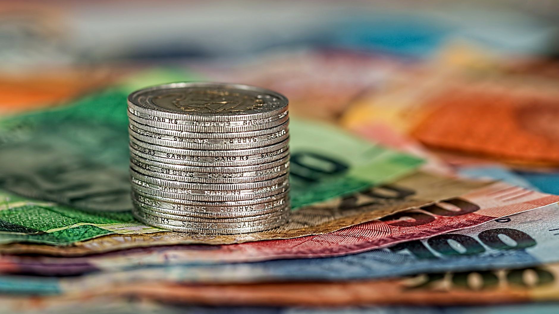 Learn step‑by‑step how to build an emergency fund from scratch, even if you currently have zero savings. Practical…