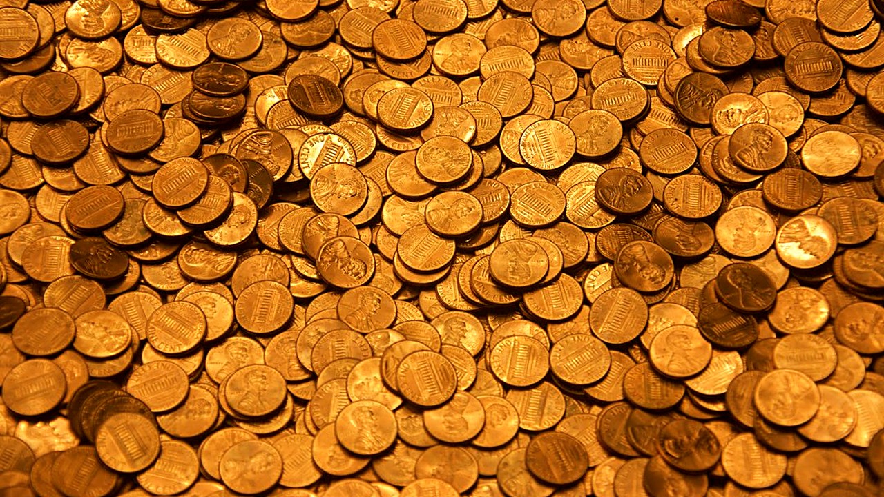 Inflation quietly cuts what your emergency fund can buy. Learn how to re-measure it in today's dollars, where to keep…