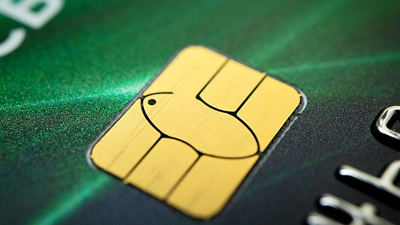 Lost your income? Learn which bills come first, the exact phone script to request a credit card hardship program,…