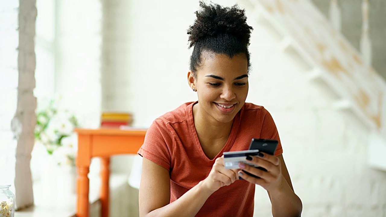 Pending charges make your bank balance lie. Learn a simple 5-step way to reconcile your budget, track holds, and stop…