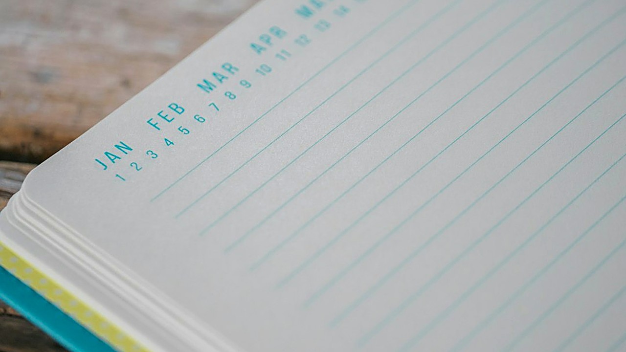 Add up 12 months of utility bills, divide by 12, and save the gap. A step-by-step plan for high winter and summer…