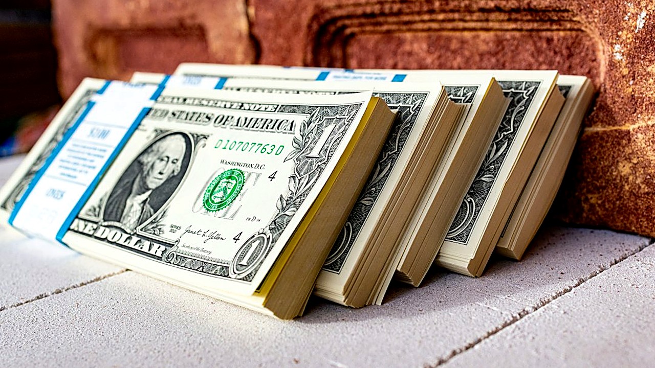 A big tax refund means you overpaid all year. Learn how to update your W-4 step by step to keep more of each paycheck…