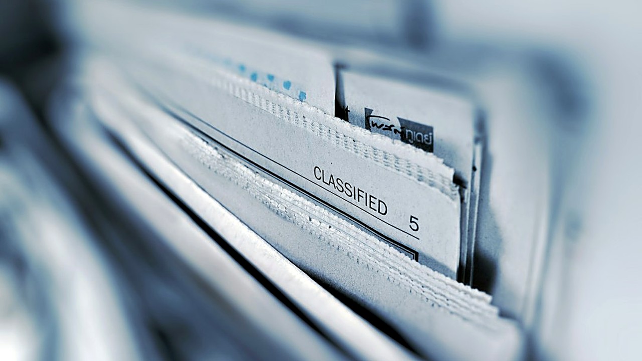 Underwriting starts with records, not the blood test. See what insurers pull, the price classes, what raises your cost…