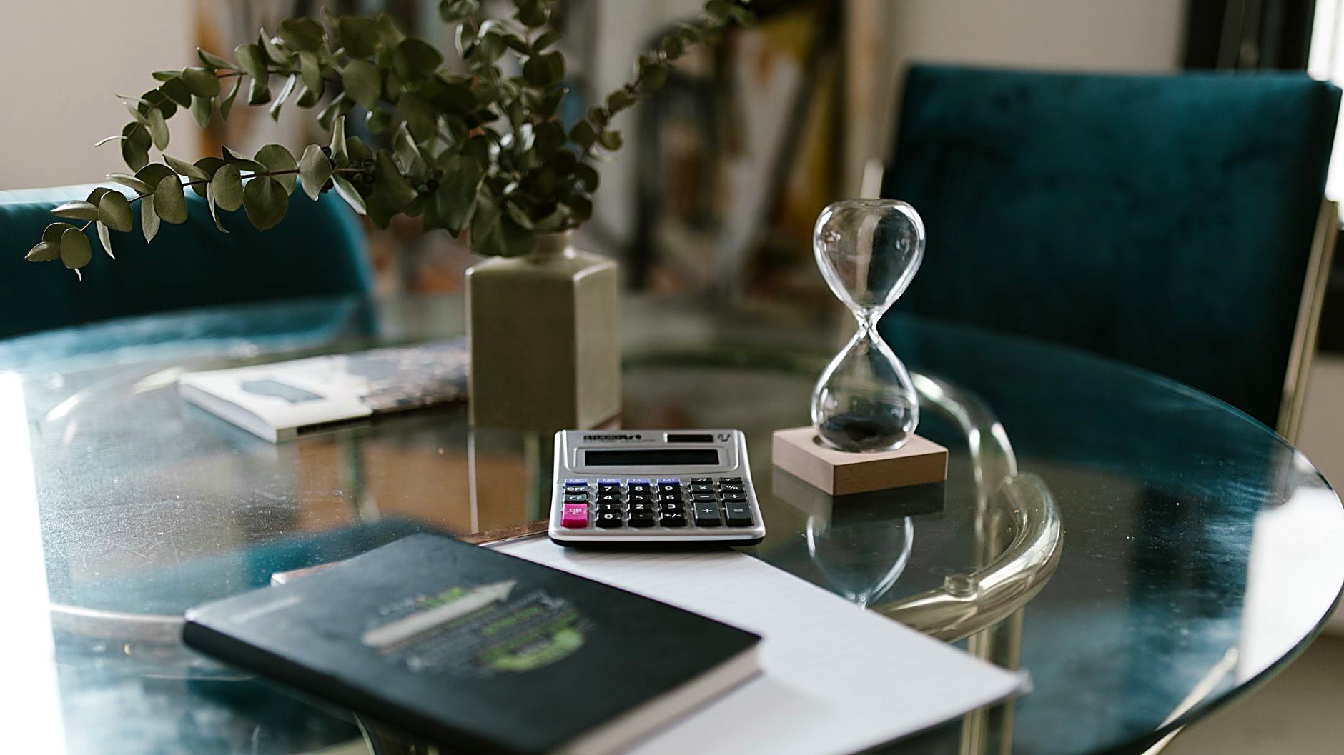 A 20-minute daily routine with week-by-week plans for AWS Cloud Practitioner and the PMP, plus the mistakes that make…