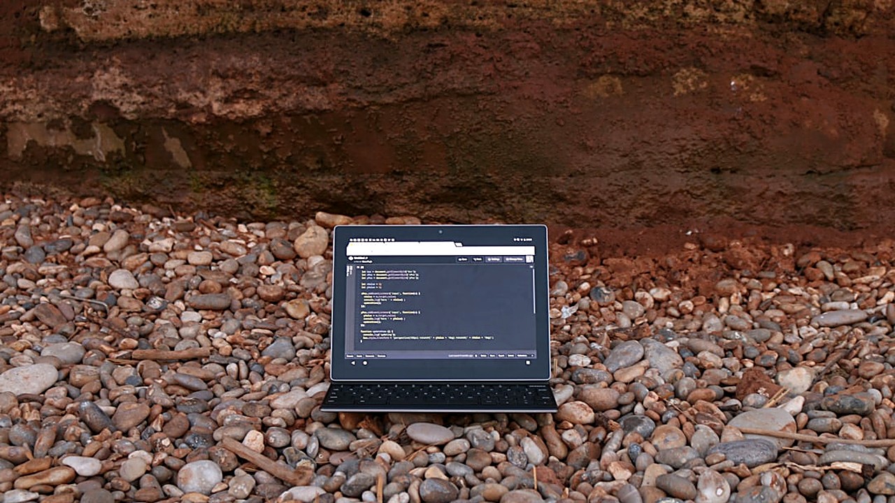 Learn practical, step‑by‑step methods to study for an AWS certification while working full‑time. Get scheduling tips…