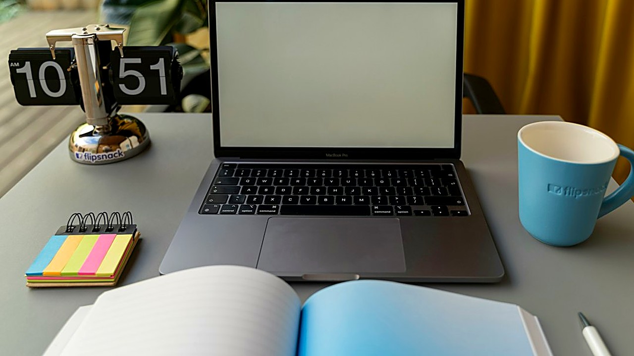 A career gap won't sink your resume if you explain it well. Copy these resume lines, cover letter notes and interview…