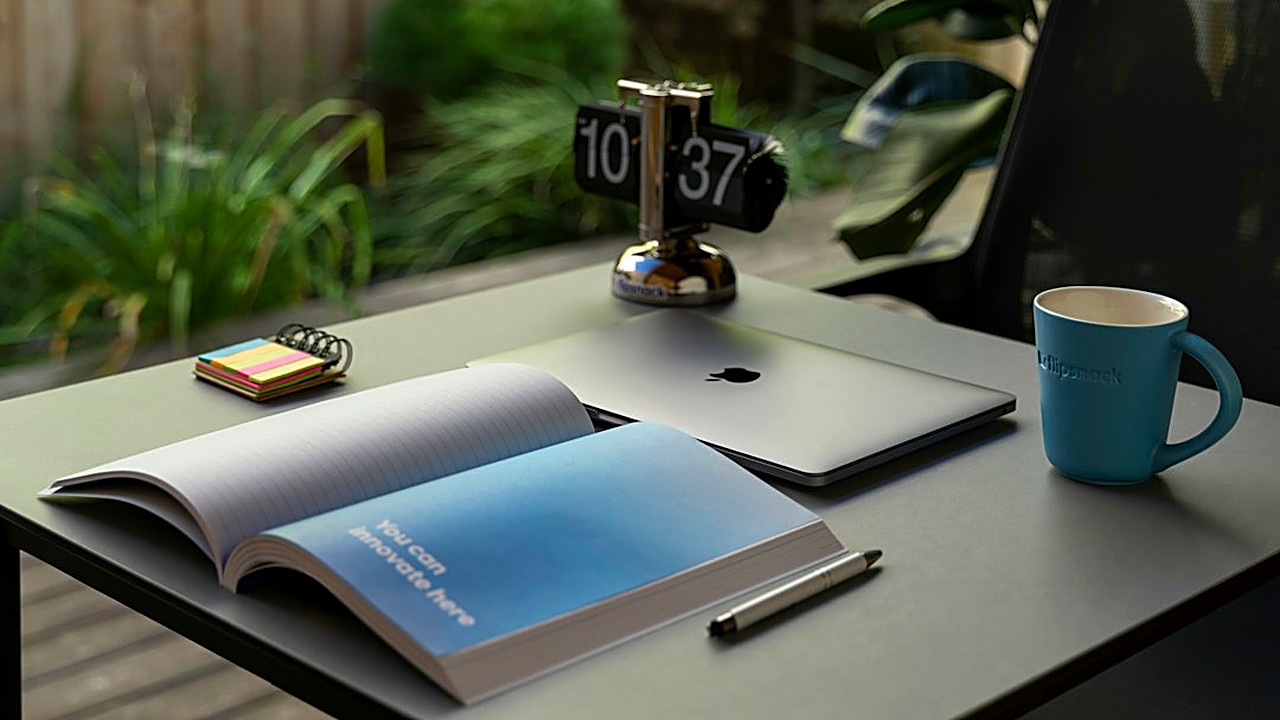 Saying 'I'm adaptable' won't get you hired. Prepare 3 short stories, use the STAR method, and see sample answers built…