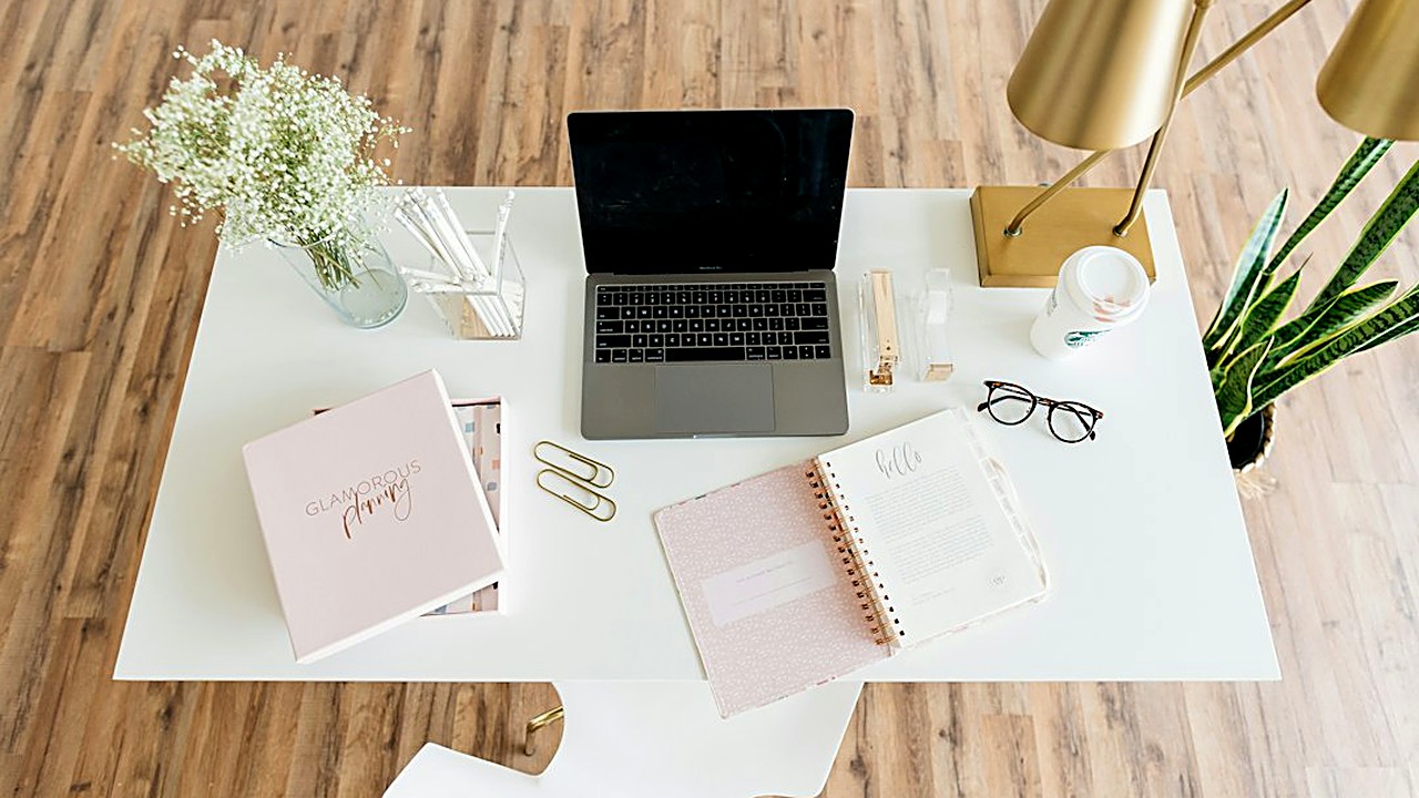 A five-step career change plan that uses the skills you already have, plus how to rewrite your resume and answer…