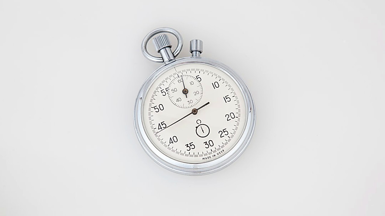 Learn simple time tricks to finish IELTS Reading on time. Get all questions right with smart pacing and practice.