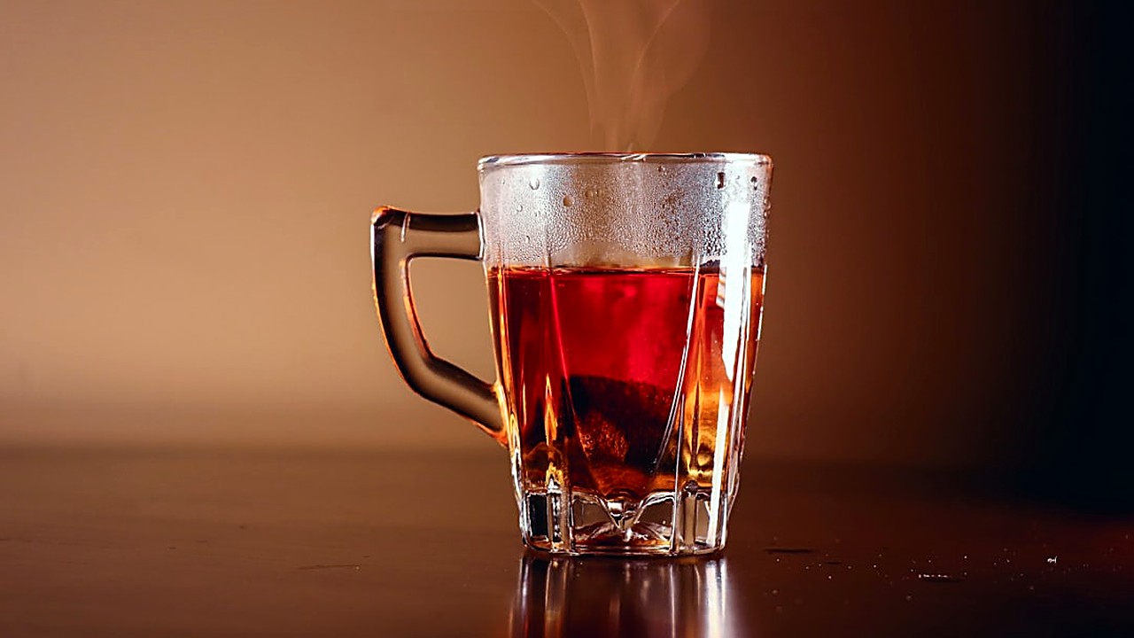 Learn which drinks may help lower blood sugar fast and safely. Practical tips, evidence, and real‑life advice…