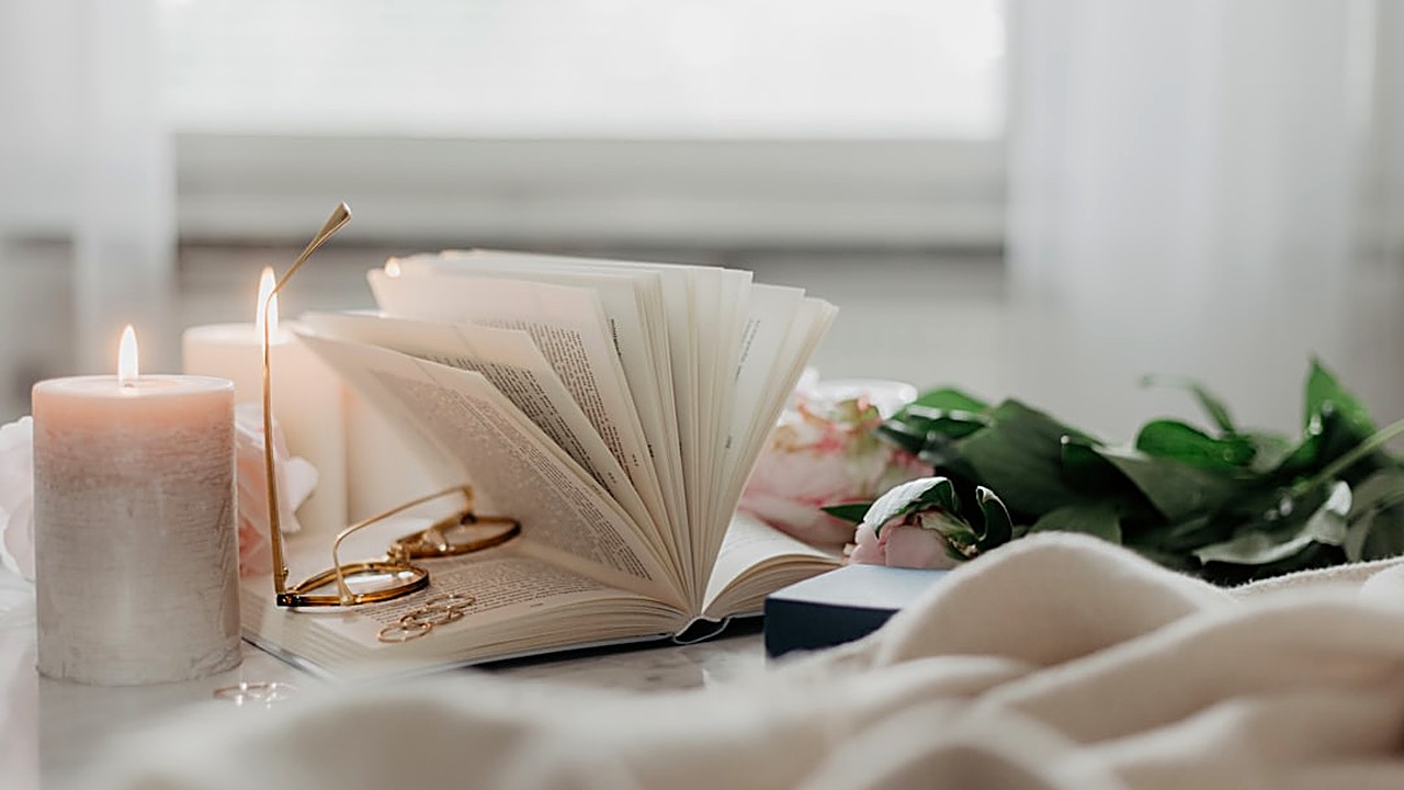 Learn how writing before bed can calm your mind and improve sleep quality naturally.