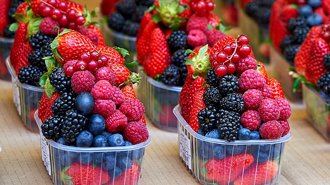 Learn which fruits can be enjoyed by people with diabetes without causing big blood‑sugar spikes, with practical tips…