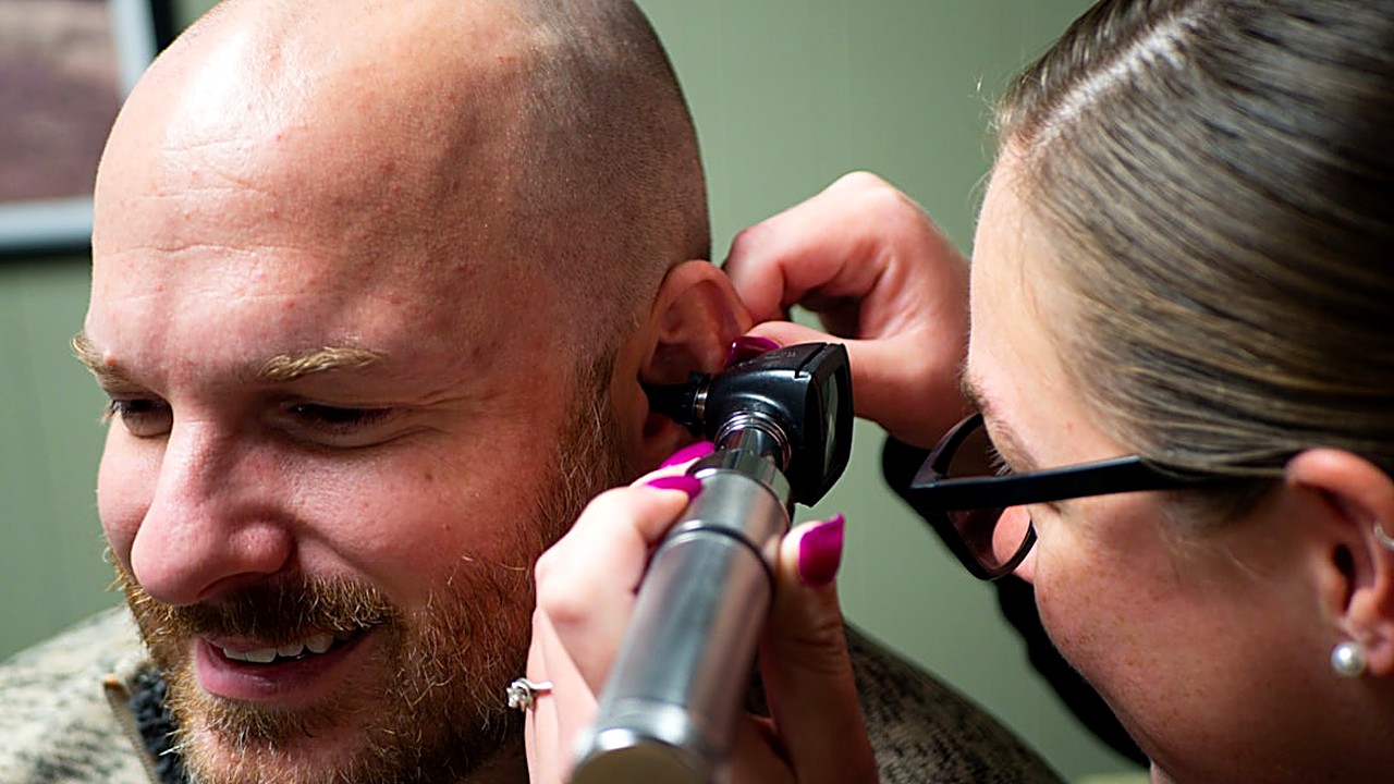 Learn how to recognize when ringing ears may signal an ear infection, key symptoms, and safe steps to take while…