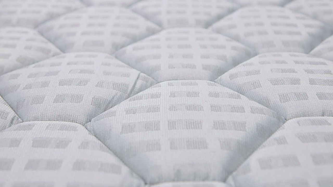 Find the best mattress for insomnia relief