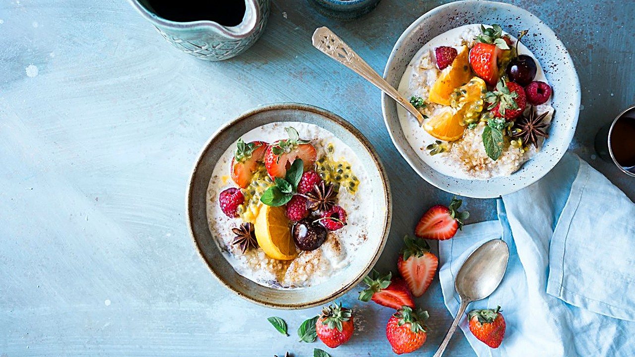 Skipping breakfast can raise sugar after lunch for some people and cause lows for others. See who is at risk, normal…