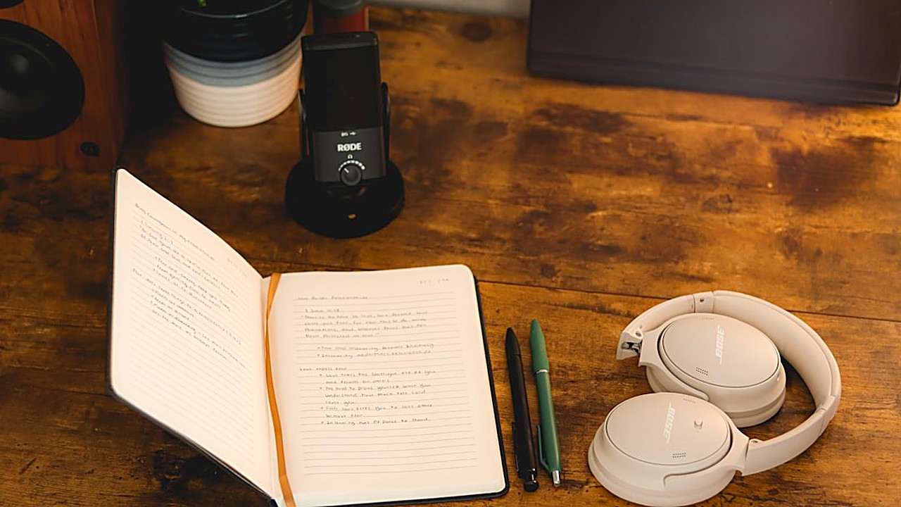 Learn how to use journaling to process breakup emotions effectively. Simple, practical steps to heal with writing.