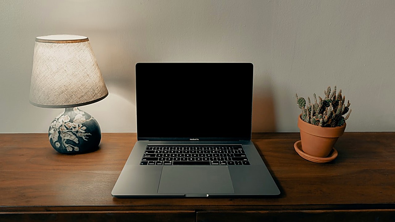 Learn how to create a high-converting landing page step by step, even if you have zero coding skills. Use drag-and-drop…