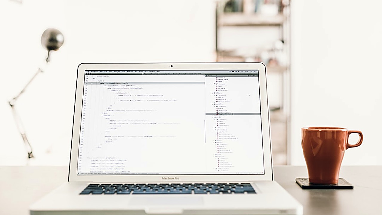 Discover which free AI writing tool features truly help bloggers save time and improve content quality without hidden…