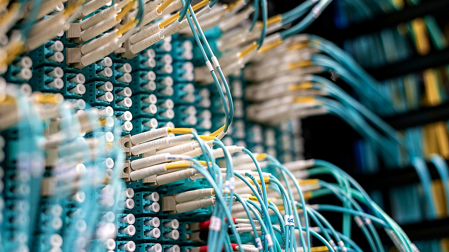 Learn if you can host multiple small sites on one plan. We test limits, costs, and risks to help you save money without…