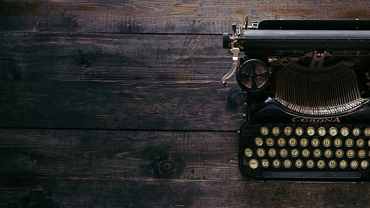 Learn practical steps to make AI‑generated text sound natural. Tips include prompt tweaks, post‑editing tricks,…